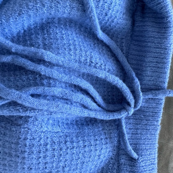 Anthropologie comfortable blue shorts size Small - Picture 5 of 6